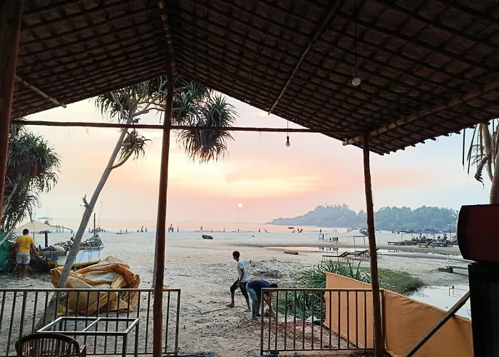 Sand Tent Beach Resort Patnem